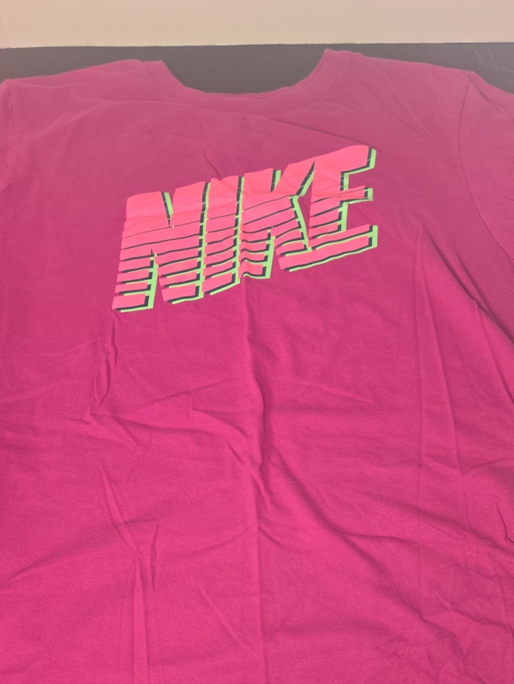 Nike Bright Pink Graphic Logo Tee